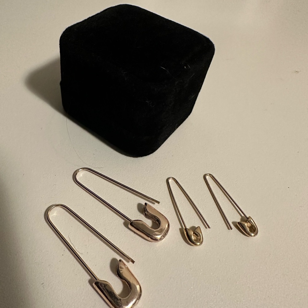 Elegant Gold Safety Pin Earrings